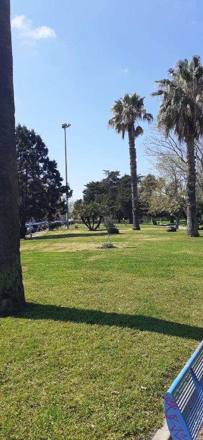 ホテル La Via Del Mare オリスターノ エクステリア 写真
